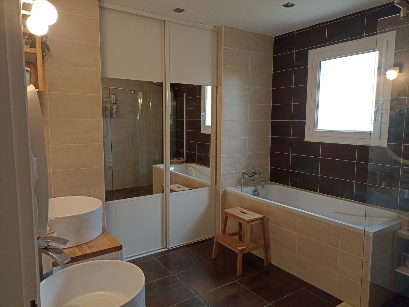 Conception d'un espace technique Rénovation de la salle de bain familiale avec optimisation des espaces - fonctionnelle et adaptée